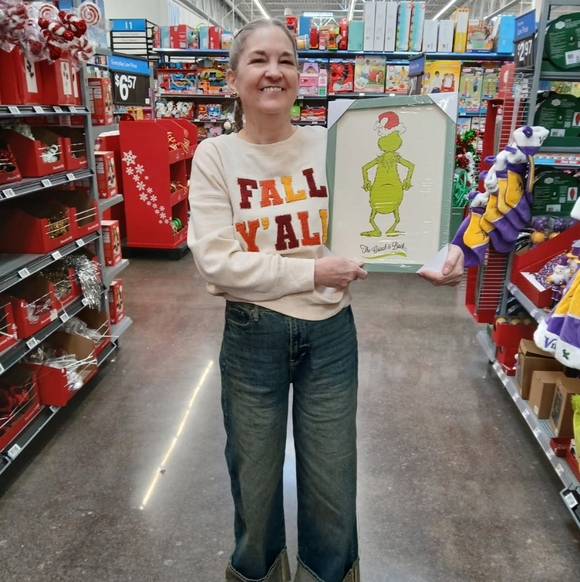 Christmas is coming fast, go ahead and make me an offer. - Picture 2 of 5